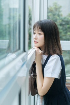 桃桃多肉任落佳